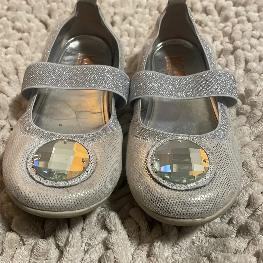 Michael Kors stylish comfortable